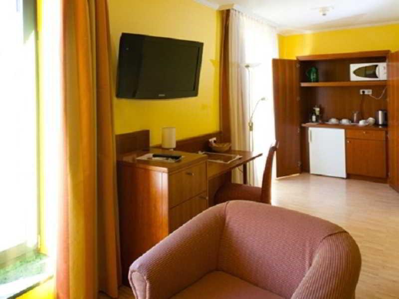 Parkhotel Im Lehel By Blattl Munich